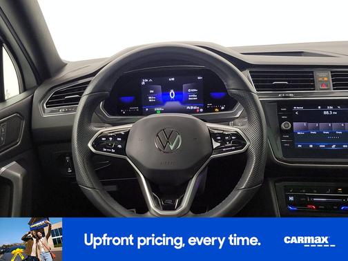 2022 Volkswagen Tiguan SE R-Line Black