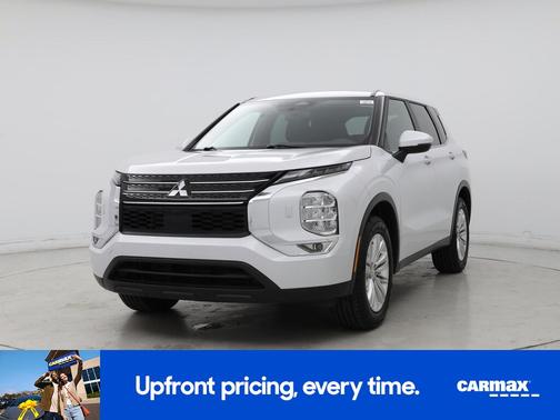 Gray 2023 Mitsubishi Outlander ES