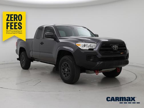 Gray 2018 Toyota Tacoma SR
