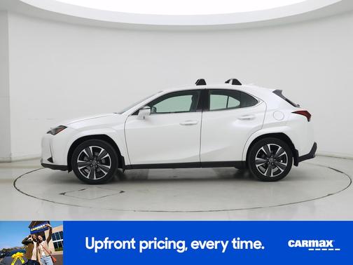White 2024 Lexus UX 250h Premium