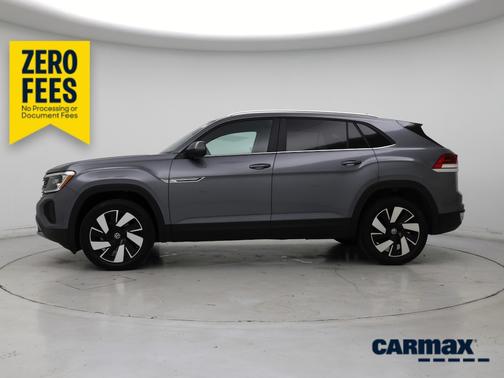 Gray 2024 Volkswagen Atlas Cross Sport SE w/Tech