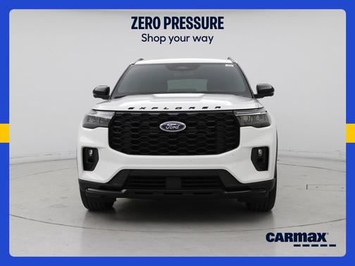 White 2025 Ford Explorer ST-Line