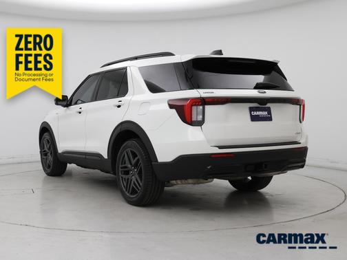 White 2025 Ford Explorer ST-Line