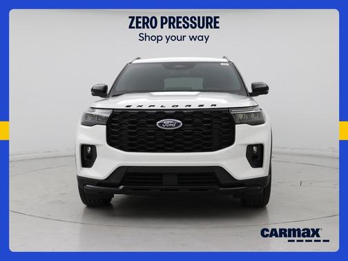 White 2025 Ford Explorer ST-Line