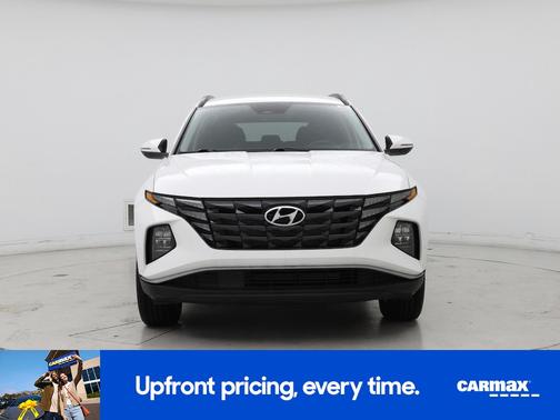 White 2023 Hyundai TUCSON SEL