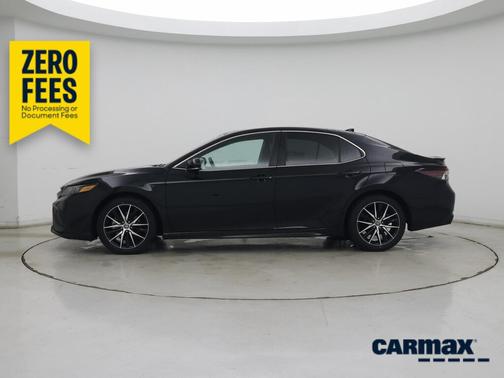 Black 2023 Toyota Camry SE