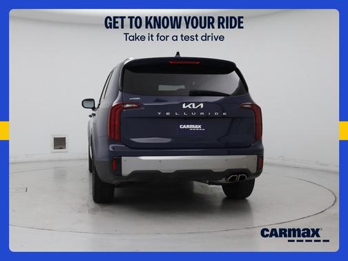 Blue 2025 Kia Telluride S