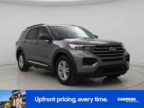 Gray 2022 Ford Explorer XLT