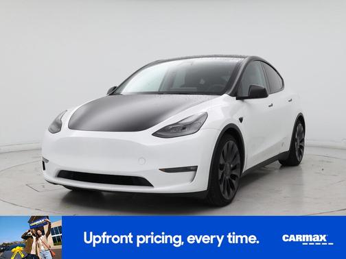 White 2024 Tesla Model Y Performance