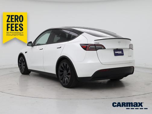 White 2024 Tesla Model Y Performance