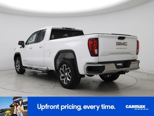 White 2023 GMC Sierra 1500 SLE