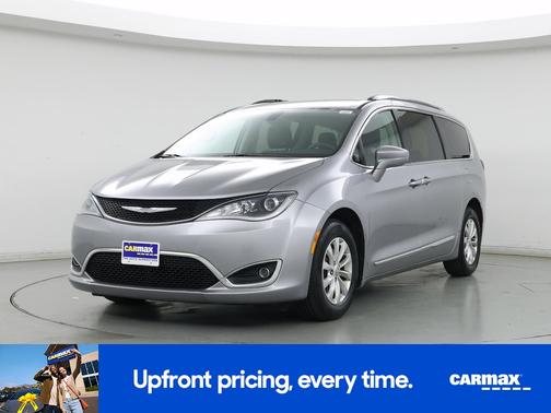 Silver 2018 Chrysler Pacifica Touring L