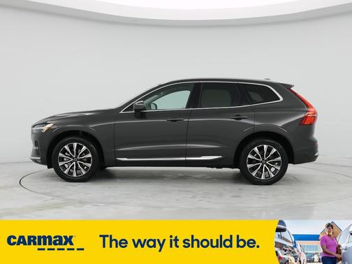 2023 Volvo XC60 B6 Ultimate Bright Theme