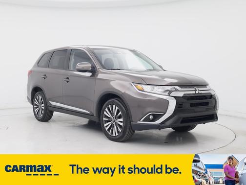 2020 Mitsubishi Outlander SE