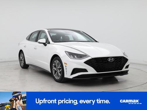 White 2022 Hyundai SONATA SEL
