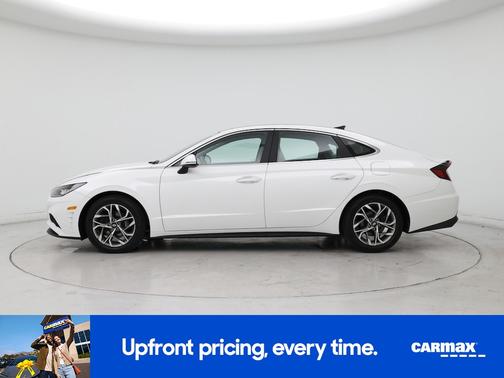 White 2022 Hyundai SONATA SEL