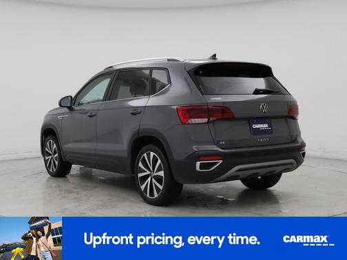 Gray 2024 Volkswagen Taos SE