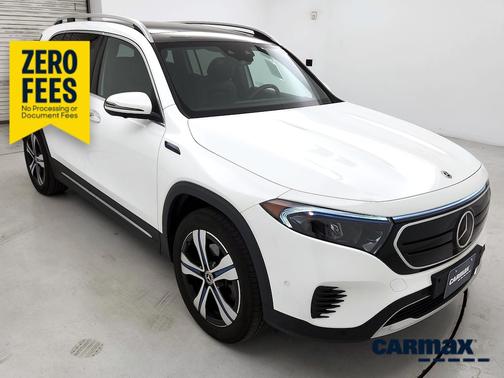 White 2022 Mercedes-Benz EQB 300