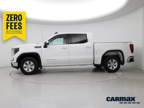 White 2023 GMC Sierra 1500 SLE