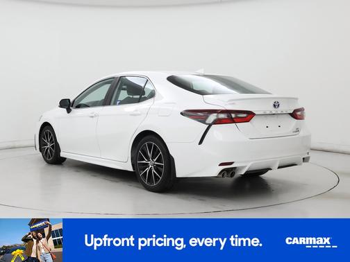 2024 Toyota Camry Hybrid SE