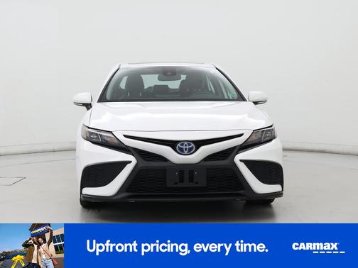 2024 Toyota Camry Hybrid SE