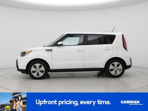 White 2016 Kia Soul