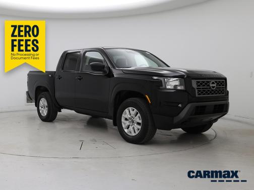 Black 2023 Nissan Frontier SV