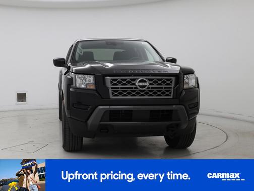 Black 2023 Nissan Frontier SV
