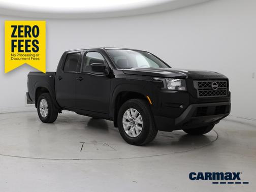 Black 2023 Nissan Frontier SV