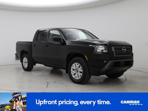 Black 2023 Nissan Frontier SV