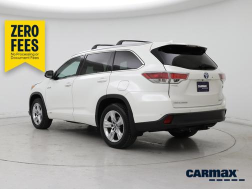 White 2016 Toyota Highlander Hybrid Limited Platinum