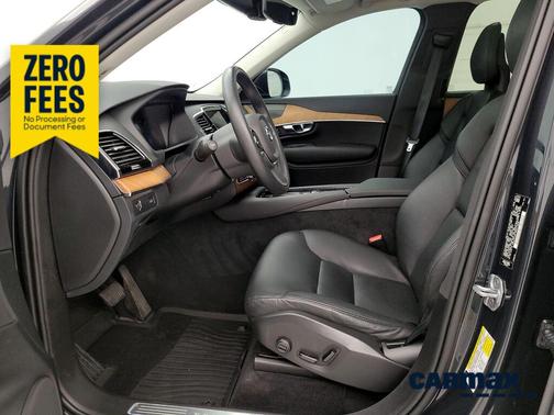 Gray 2021 Volvo XC90 T6 Momentum