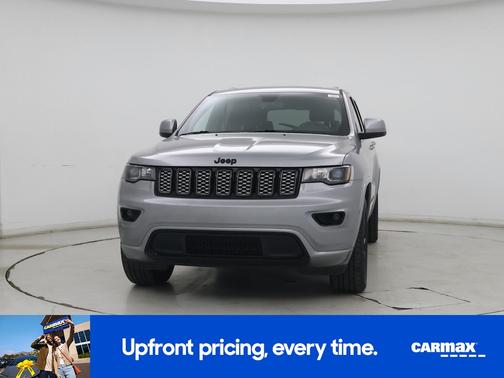 Silver 2020 Jeep Grand Cherokee Altitude