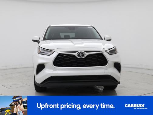 White 2023 Toyota Highlander L