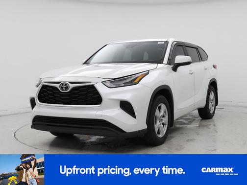 White 2023 Toyota Highlander L