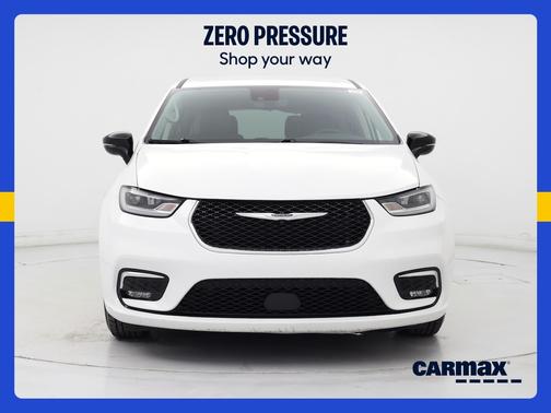 White 2024 Chrysler Pacifica Hybrid Select