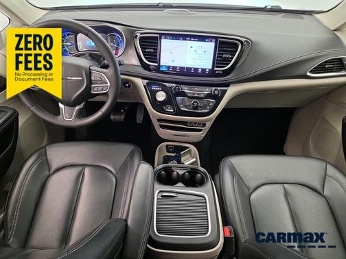 White 2024 Chrysler Pacifica Hybrid Select