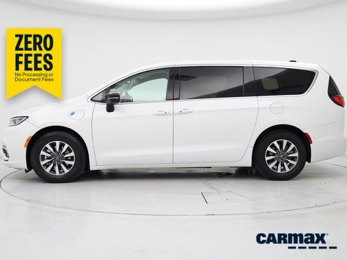 White 2024 Chrysler Pacifica Hybrid Select