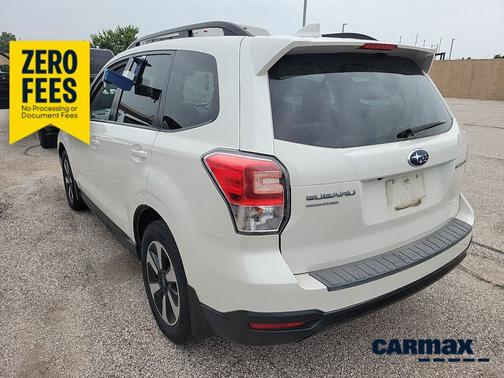 White 2018 Subaru Forester 2.5I Premium
