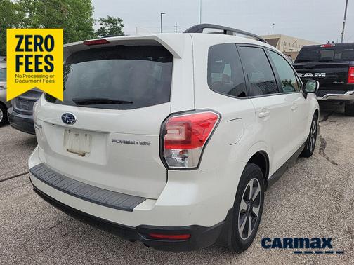 White 2018 Subaru Forester 2.5I Premium