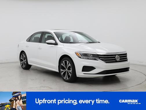 White 2021 Volkswagen Passat SE