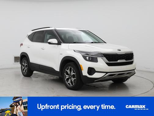White 2021 Kia Seltos EX
