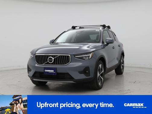 Gray 2023 Volvo XC40 B5 Plus Bright Theme