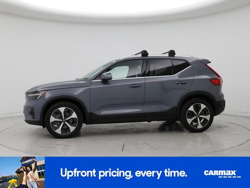 Gray 2023 Volvo XC40 B5 Plus Bright Theme