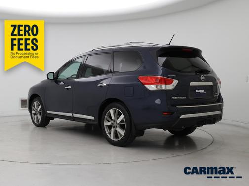 Blue 2016 Nissan Pathfinder Platinum