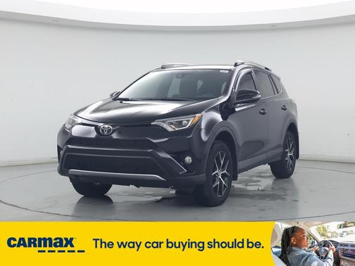 2017 Toyota RAV4 SE