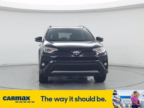 2017 Toyota RAV4 SE