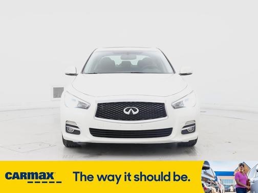 2016 INFINITI Q50 Premium