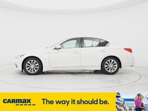 2016 INFINITI Q50 Premium