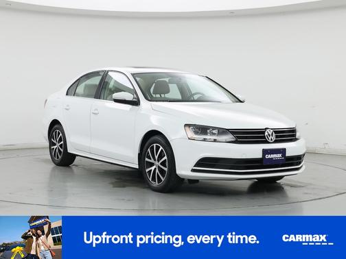 White 2017 Volkswagen Jetta SE